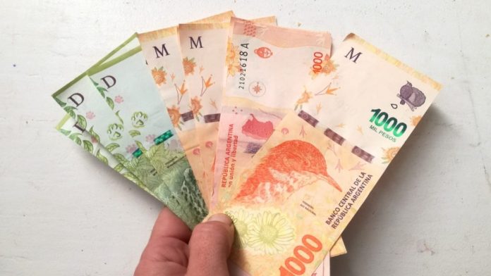 dinero_argentino4.jpeg_1402874324