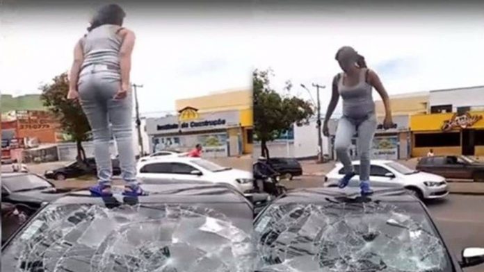 mujer-rompe-autojpg-min
